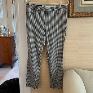 Banana Republic black and white houndstooth pants. New.